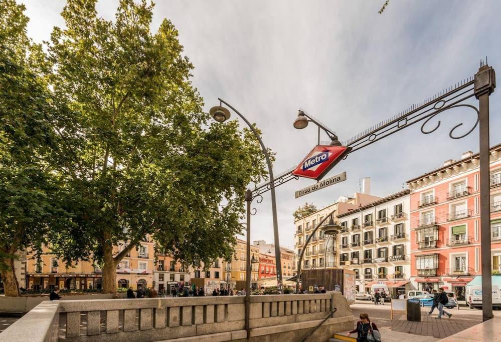 Estudio Lavapiés cerca de Antón Martín Madri Exterior foto