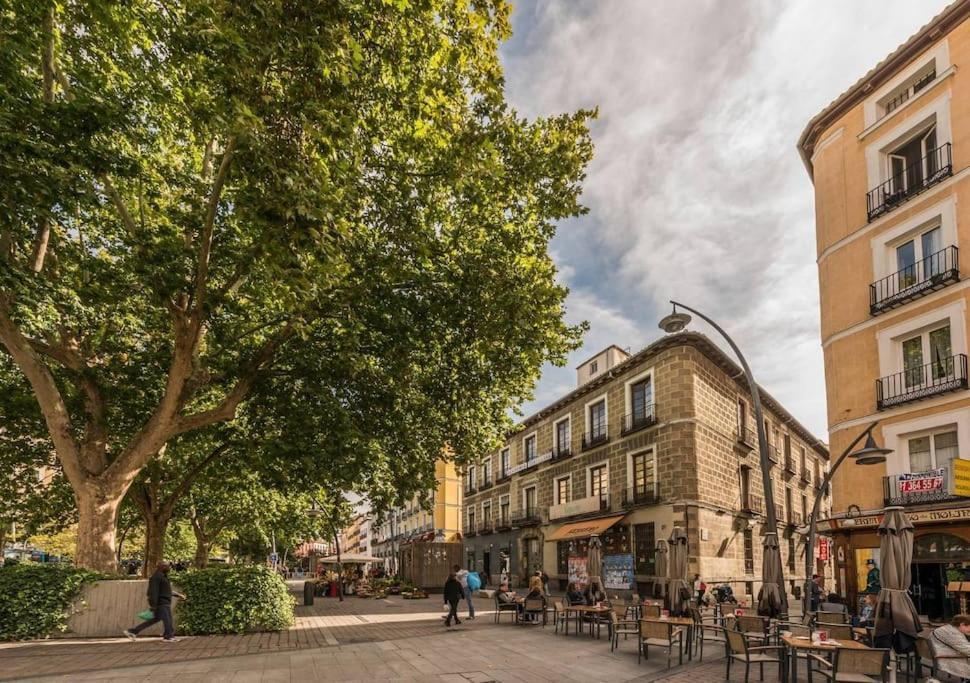 Estudio Lavapiés cerca de Antón Martín Madri Exterior foto