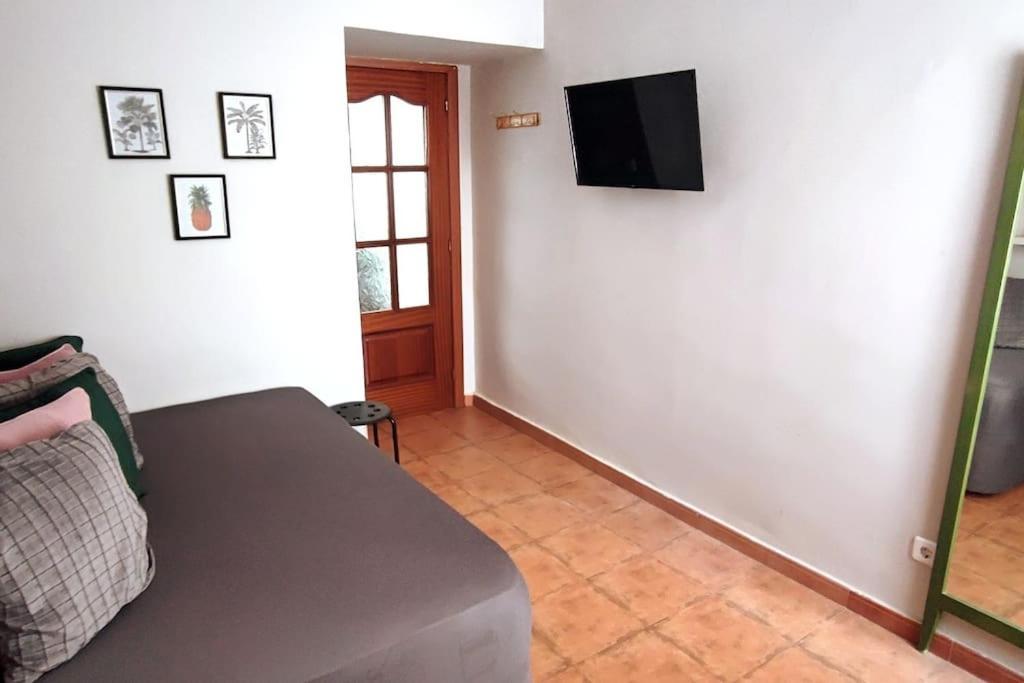 Estudio Lavapiés cerca de Antón Martín Madri Exterior foto