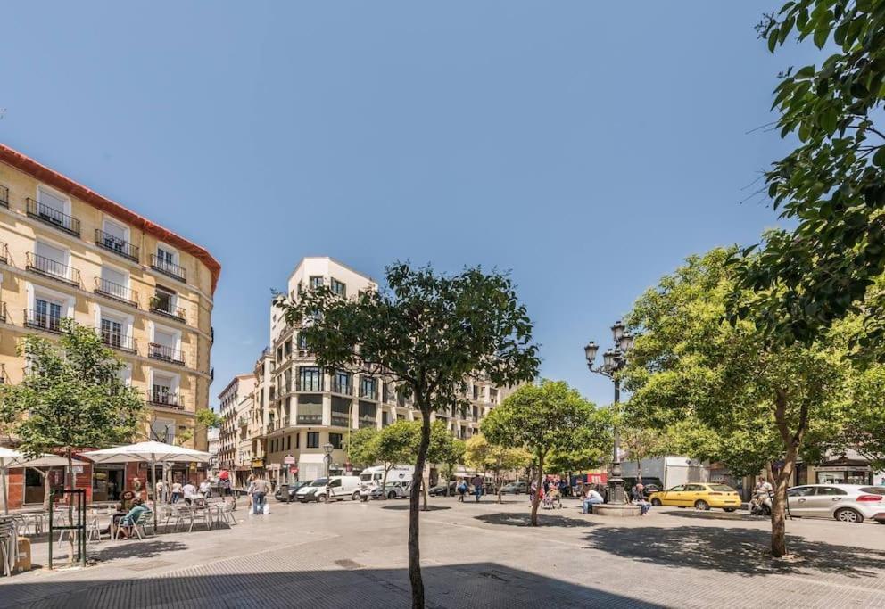 Estudio Lavapiés cerca de Antón Martín Madri Exterior foto